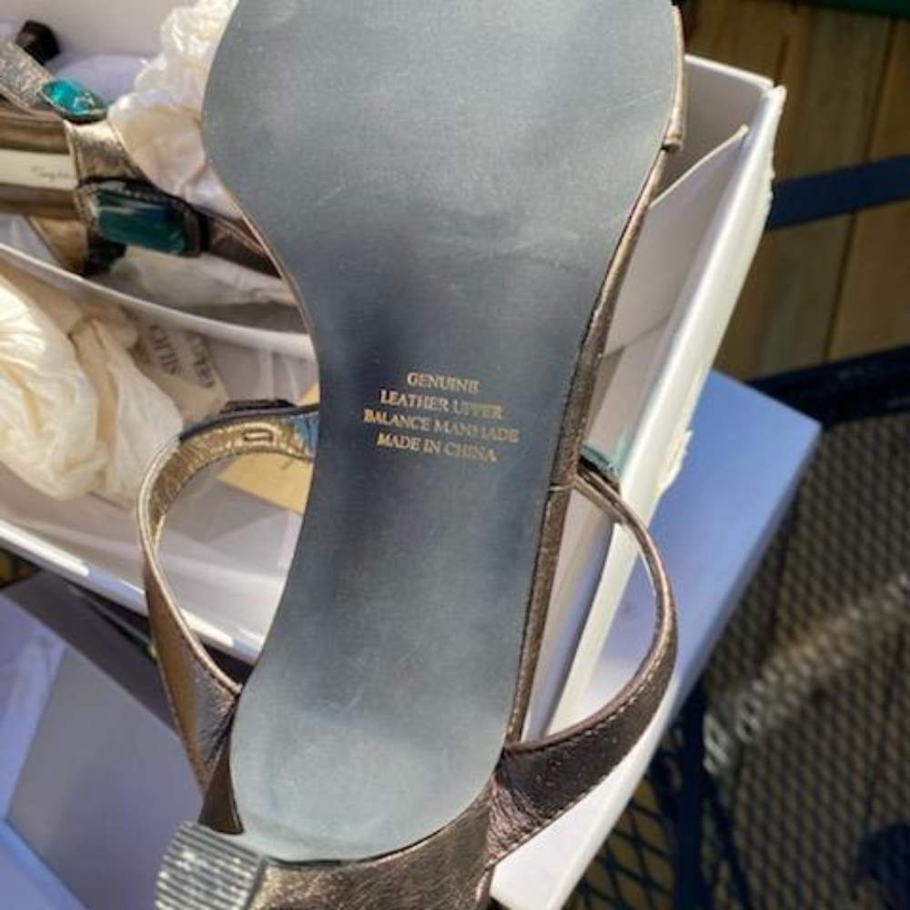 Sandals - Picture 2 of 3